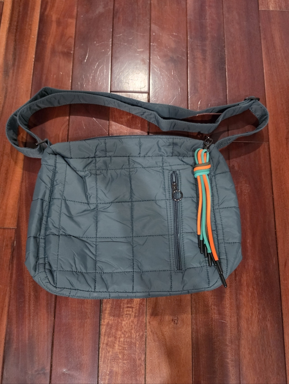 Rad Rev Cloud Bag In Ocean